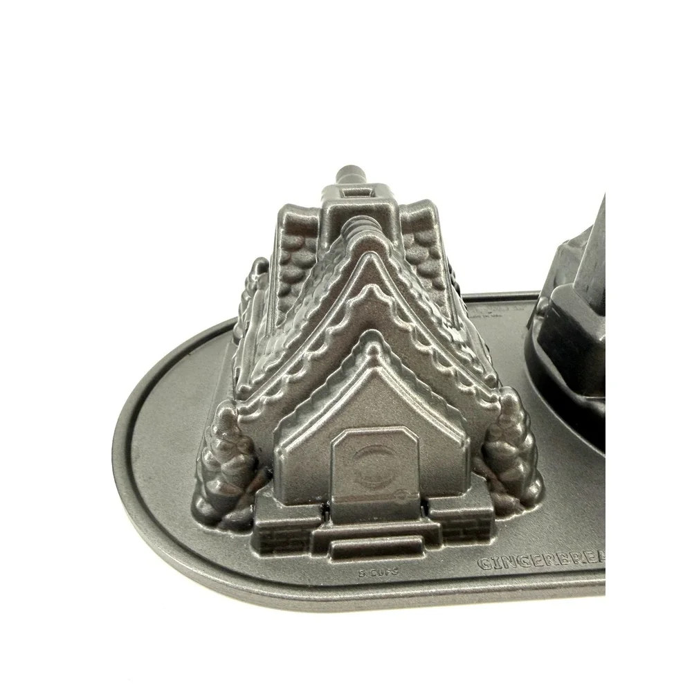 Nordic Ware 3D Gingerbread House Duet Cake Pan Christmas 5 Cup Cast Aluminum USA